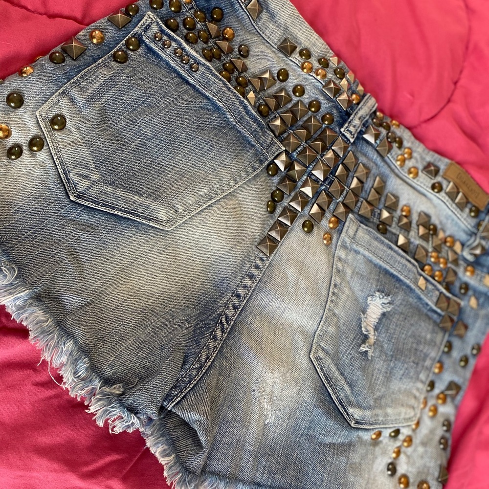 Blank NYC Short